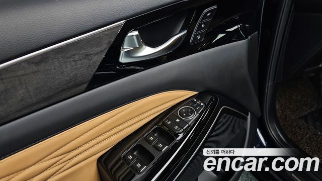 Kia K7 2020 — photo 28