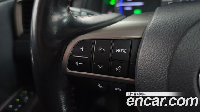 Lexus RX 2017 — photo 21