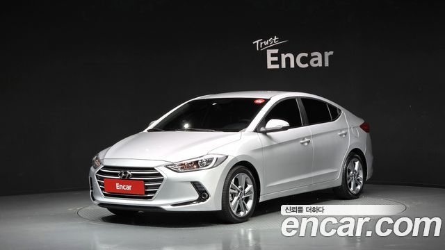 Hyundai AVANTE 2018 — photo 1