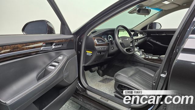 Genesis G90 2019 — photo 13