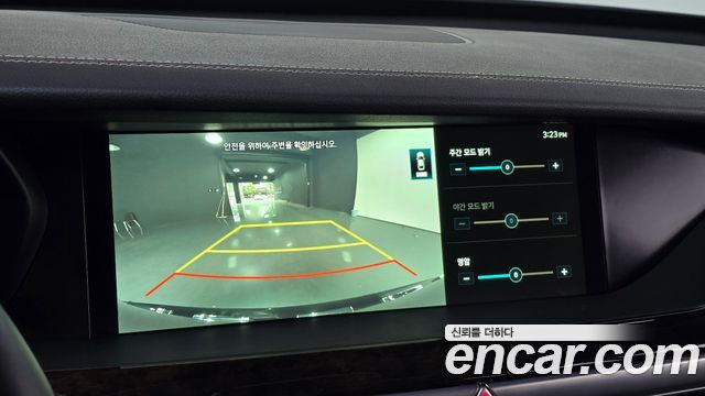 Genesis G90 2019 — photo 21