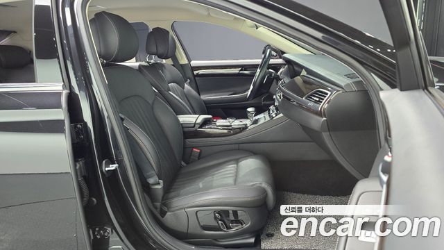Genesis G90 2019 — photo 16