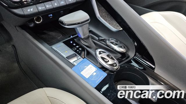 Hyundai AVANTE 2024 — photo 12