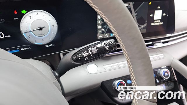 Hyundai AVANTE 2024 — photo 27