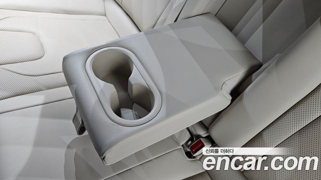 Hyundai AVANTE 2024 — photo 33