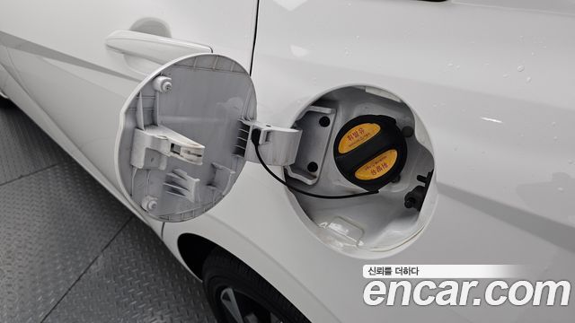 Hyundai AVANTE 2024 — photo 37