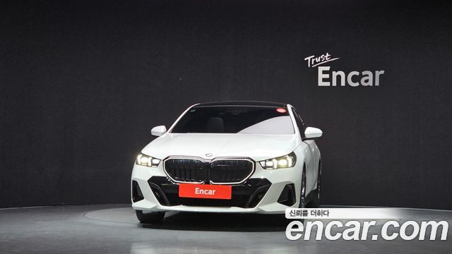 BMW 5-Series 2025 — photo 3