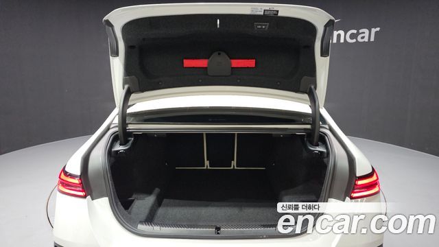 BMW 5-Series 2025 — photo 23