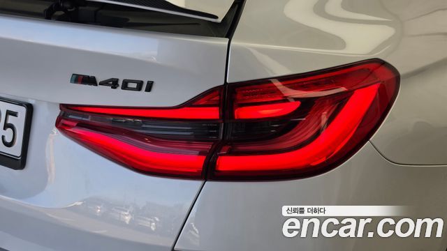 BMW Gran Turismo 2021 — photo 9