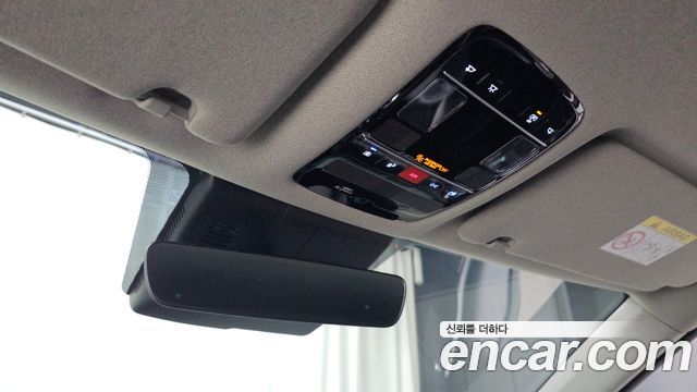 Hyundai Santafe 2025 — photo 24