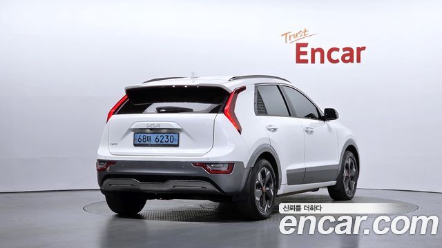 Kia Niro 2024 — photo 2
