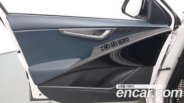 Kia Niro 2024 — photo 14