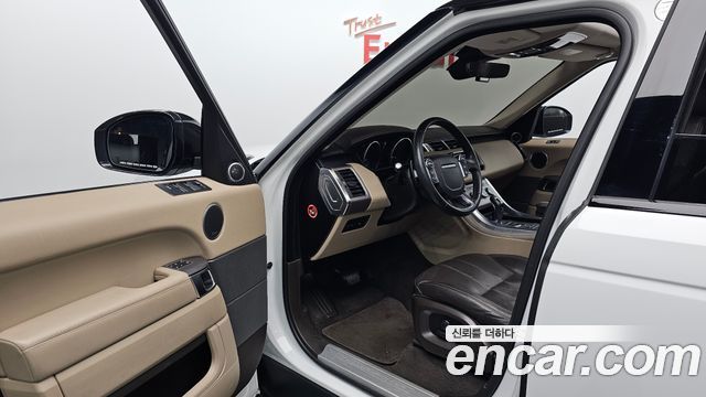 Land Rover Range Rover Sport 2017 — photo 13