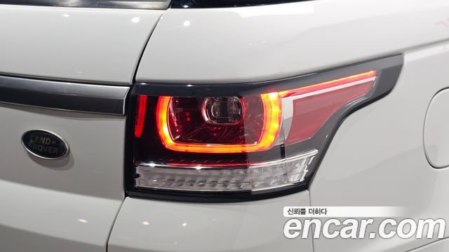 Land Rover Range Rover Sport 2017 — photo 9