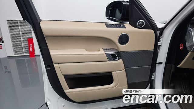 Land Rover Range Rover Sport 2017 — photo 14