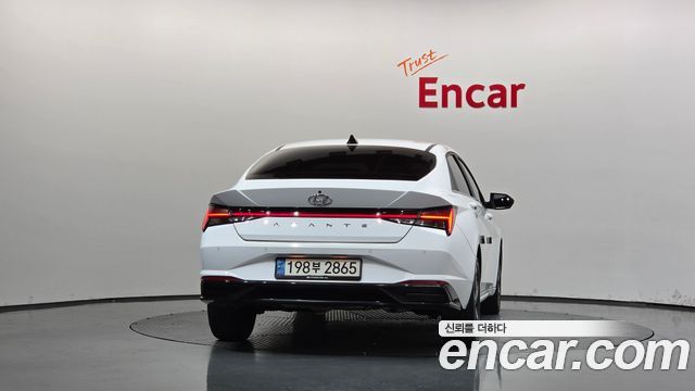 Hyundai AVANTE 2023 — photo 4