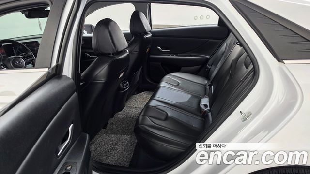 Hyundai AVANTE 2023 — photo 17