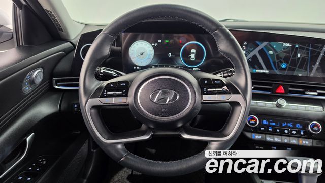 Hyundai AVANTE 2023 — photo 19