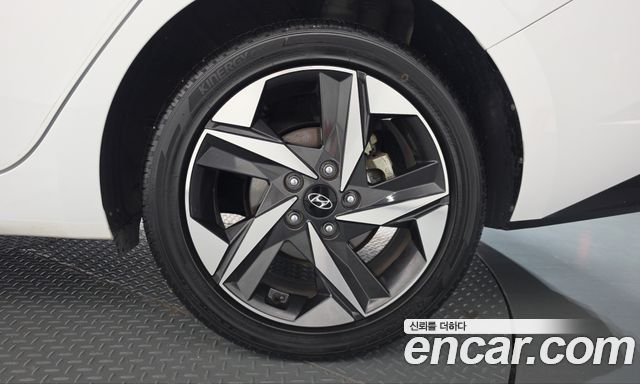 Hyundai AVANTE 2023 — photo 7