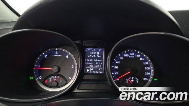Hyundai Santafe 2013 — photo 8