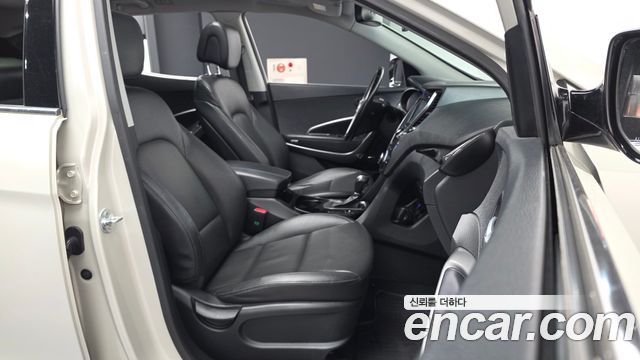 Hyundai Santafe 2013 — photo 12