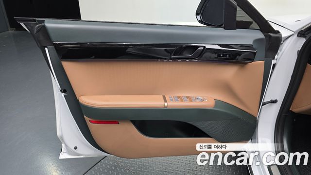 Hyundai Grandeur 2025 — photo 14