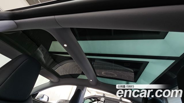Tesla Model 3 2026 — photo 23