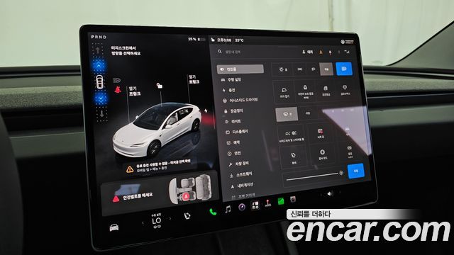 Tesla Model 3 2026 — photo 25