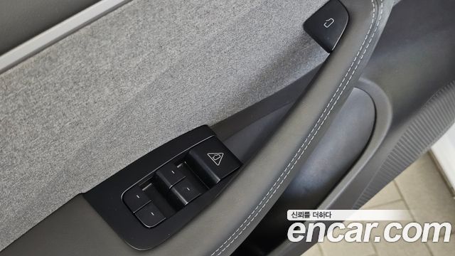 Tesla Model 3 2026 — photo 16