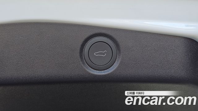 Tesla Model 3 2026 — photo 29