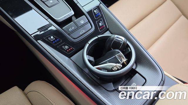 Porsche 911 2024 — photo 17