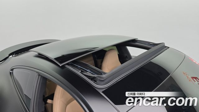 Porsche 911 2024 — photo 18