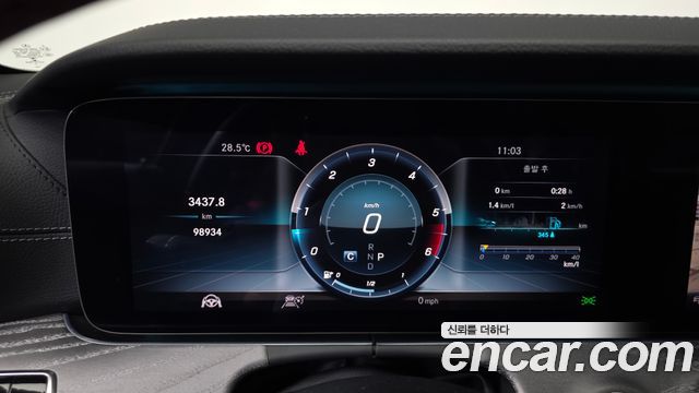 Mercedes-Benz CLS-Class 2019 — photo 11