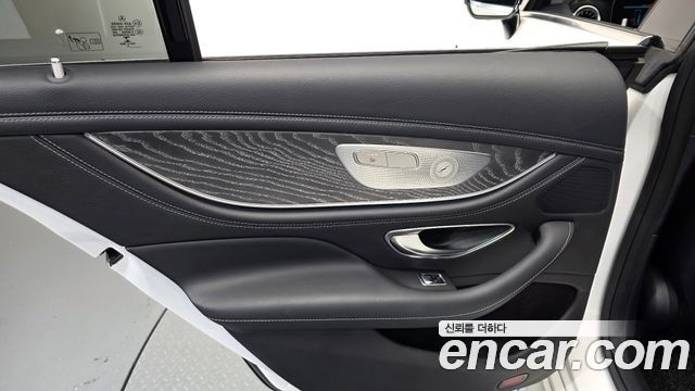 Mercedes-Benz CLS-Class 2019 — photo 15