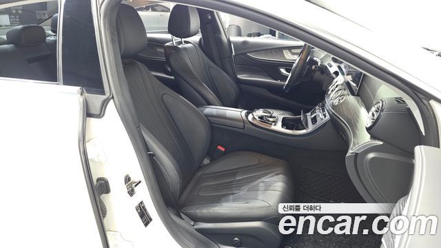 Mercedes-Benz CLS-Class 2019 — photo 16