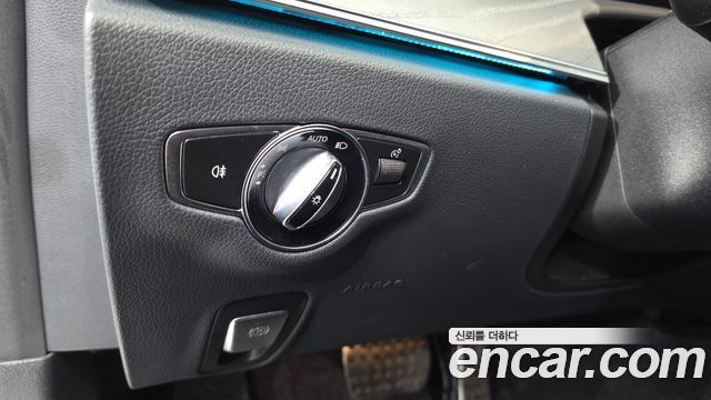 Mercedes-Benz CLS-Class 2019 — photo 29
