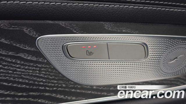 Mercedes-Benz CLS-Class 2019 — photo 34
