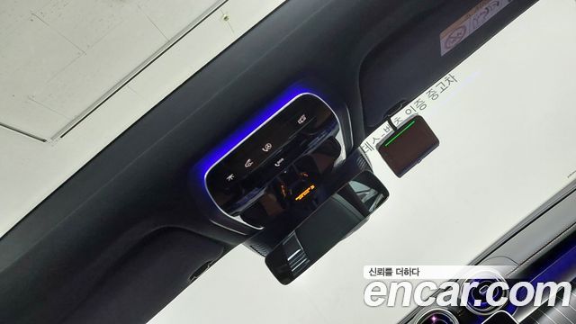 Mercedes-Benz GLC-Class 2026 — photo 18