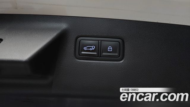 Hyundai Santafe 2024 — photo 30