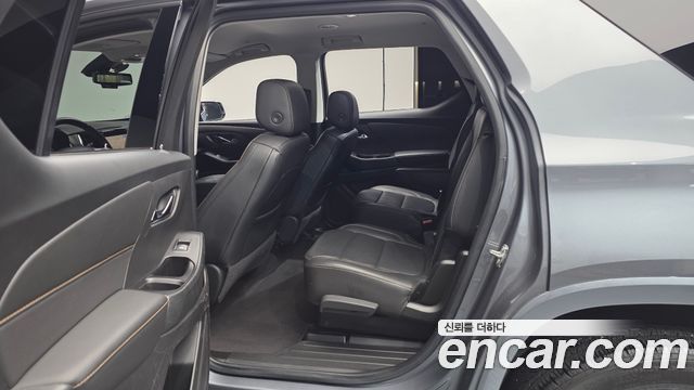 Chevrolet Korea Traverse 2020 — photo 11