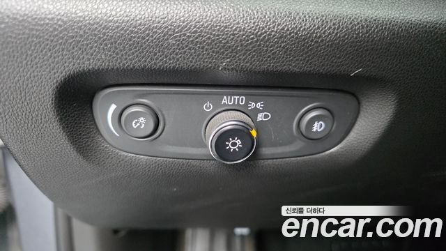 Chevrolet Korea Traverse 2020 — photo 15