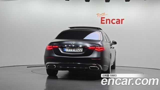 Mercedes-Benz S-Class 2022 — photo 4