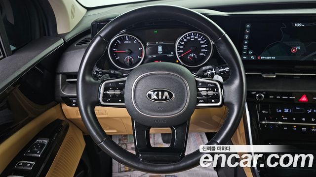 Kia Canival 2021 — photo 15