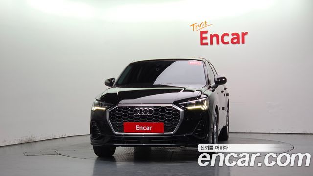 Audi Q3 2022 — photo 3