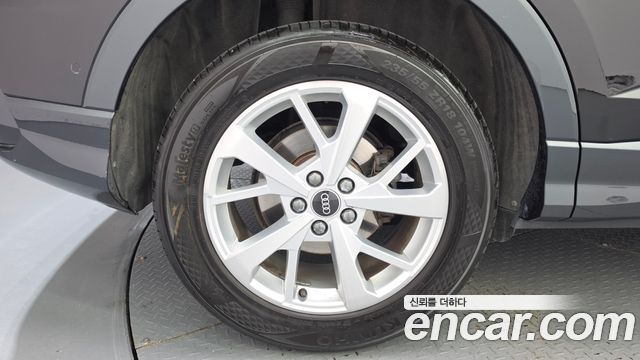 Audi Q3 2022 — photo 5