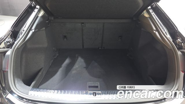 Audi Q3 2022 — photo 26