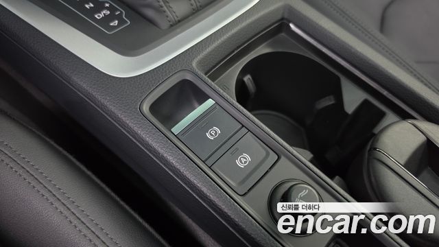 Audi Q3 2022 — photo 31