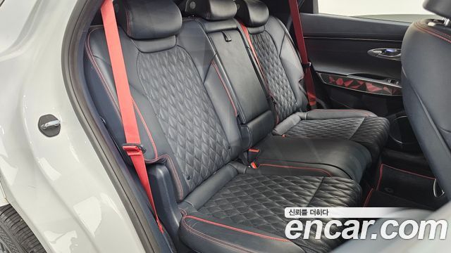 Genesis GV70 2021 — photo 17