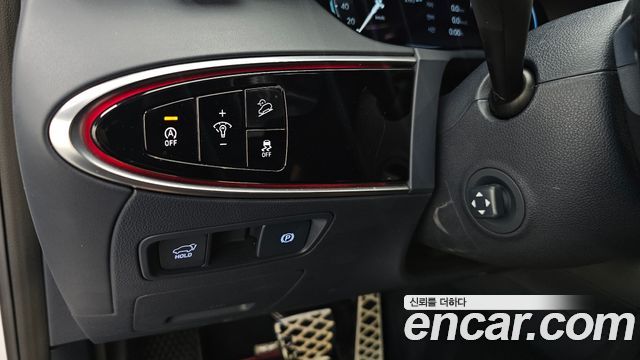 Genesis GV70 2021 — photo 20