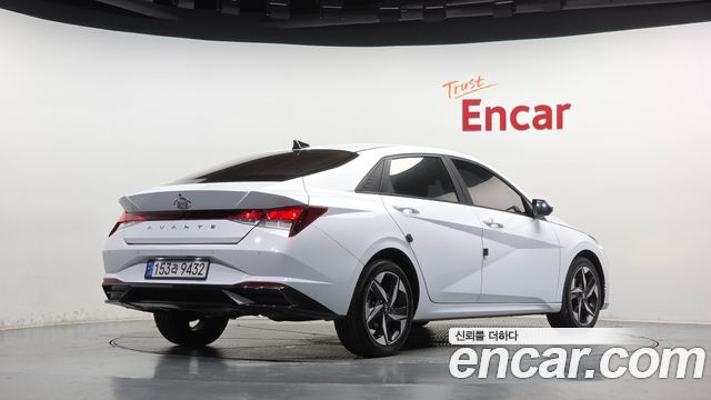 Hyundai AVANTE 2021 — photo 2